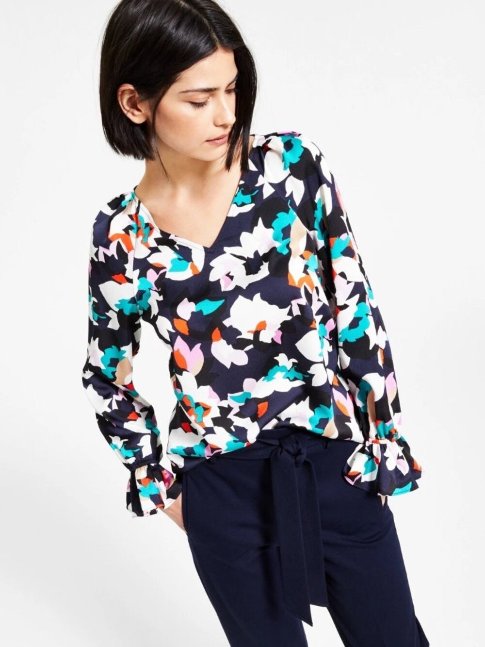 Bar III Women's Navy Multicolor Floral Long Sleeve Blouse Top- Medium,NWT